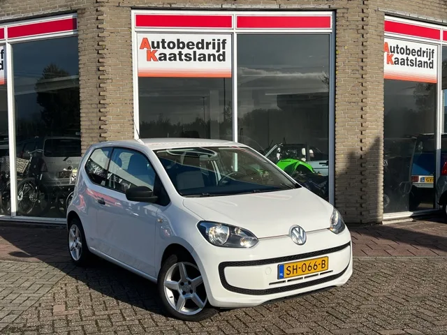 Volkswagen Up! (2012) — foto 1