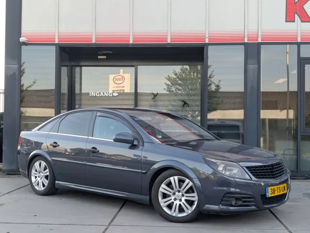 Opel Vectra (2007) — foto 1