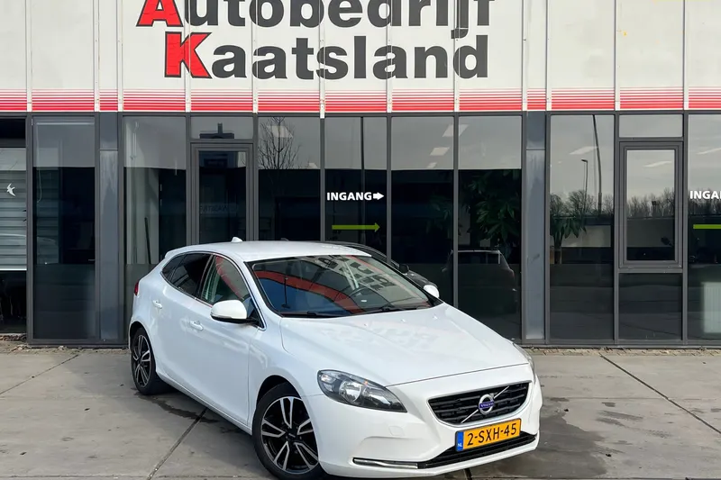Volvo V40 (2013)