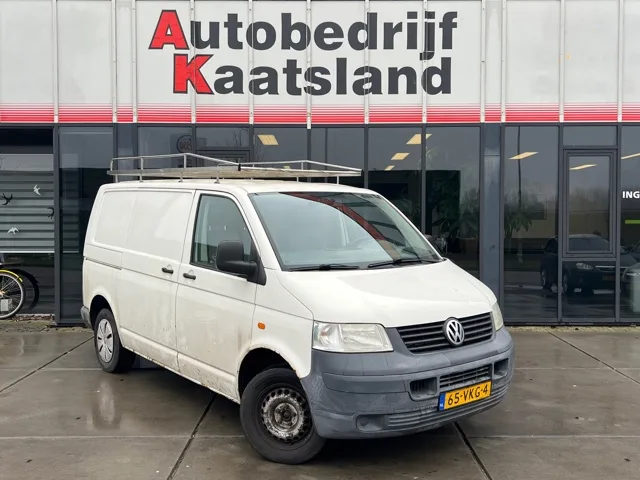 Volkswagen Transporter (2007) — foto 1