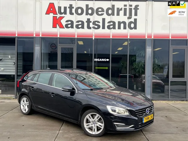 Volvo V60 (2014) — foto 1