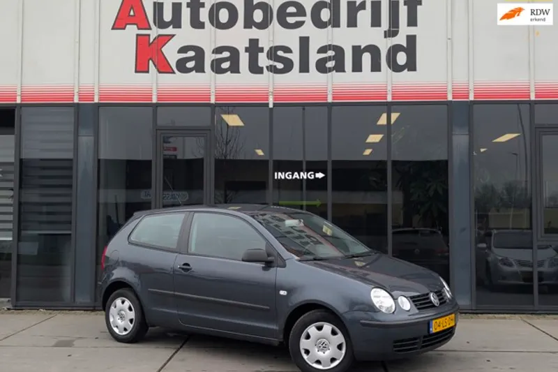 Volkswagen Polo (2003)