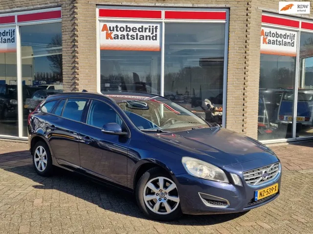Volvo V60 (2013) — foto 1