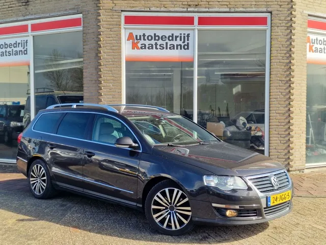 Volkswagen Passat (2005) — foto 1
