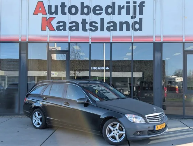 Mercedes-Benz C-Klasse (2009) — foto 1