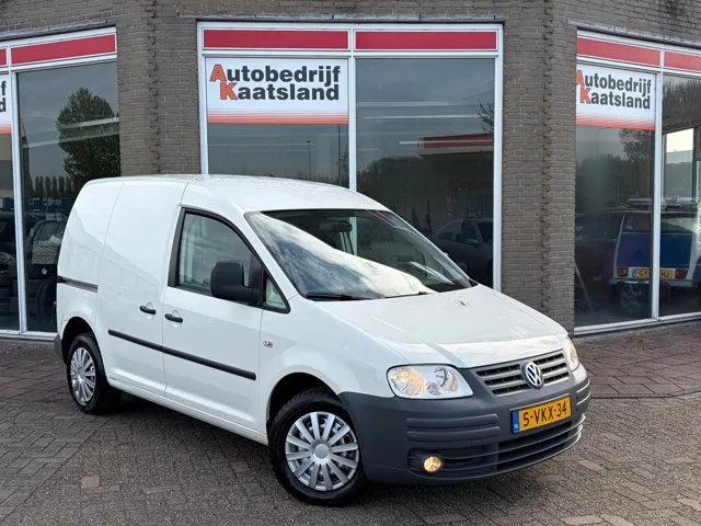 Volkswagen Caddy (2010) — foto 1