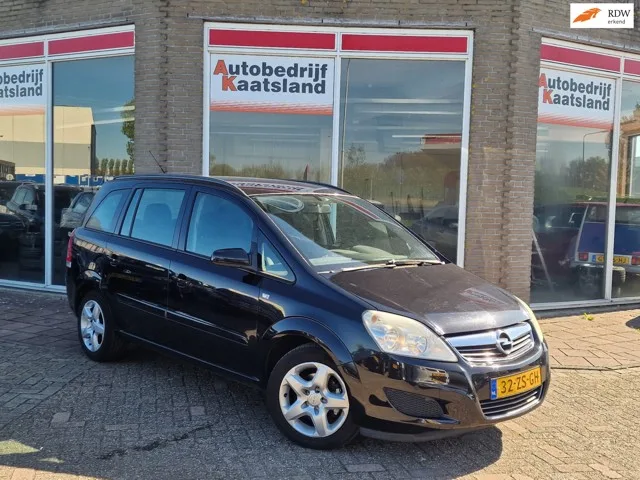Opel Zafira (2008) — foto 1