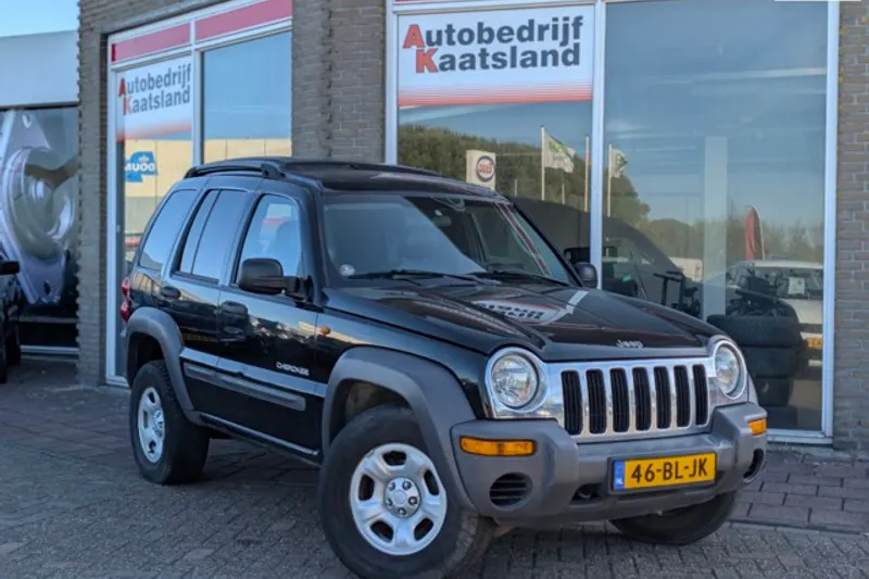 Jeep Cherokee (2004)