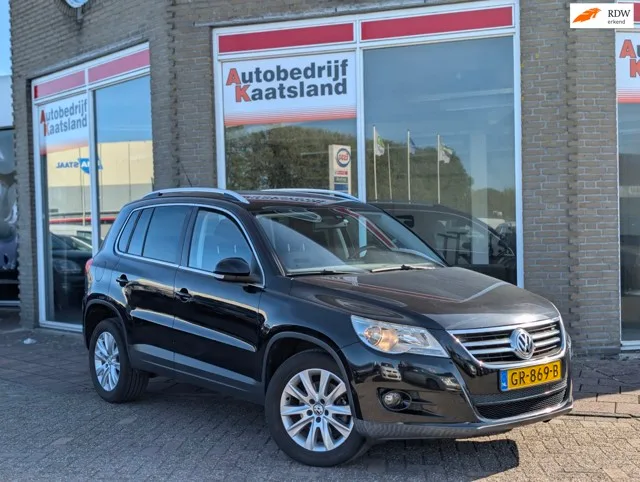 Volkswagen Tiguan (2009) — foto 1