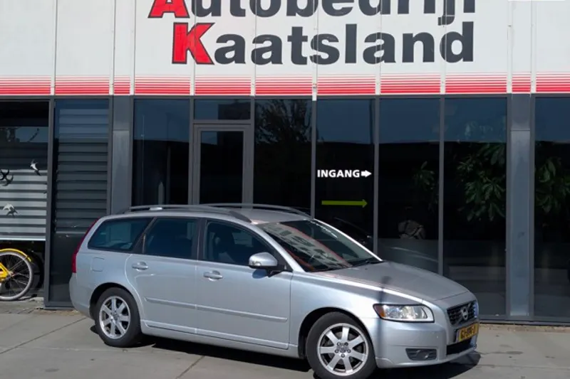 Volvo V50 (2010)
