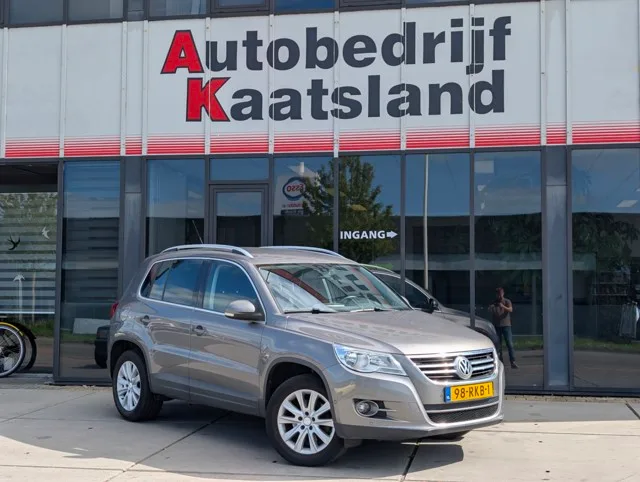 Volkswagen Tiguan (2011) — foto 1