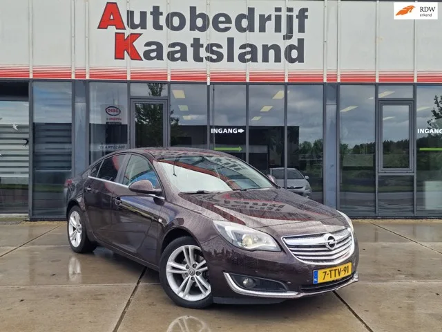 Opel Insignia (2014) — foto 1