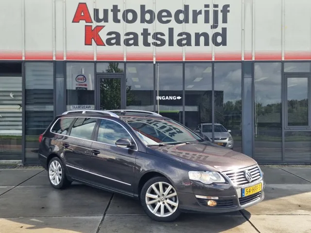 Volkswagen Passat (2008) — foto 1