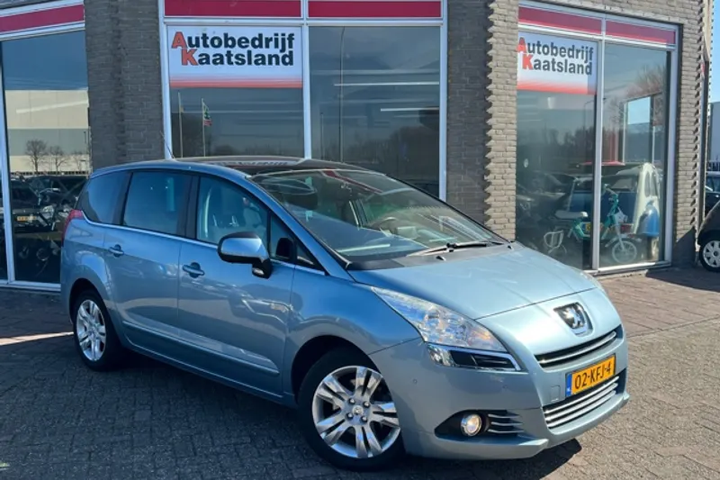 Peugeot 5008 (2009)