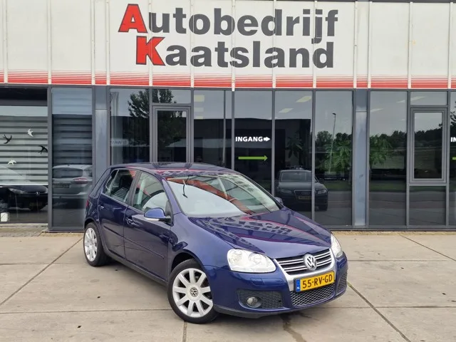 Volkswagen Golf (2005) — foto 1