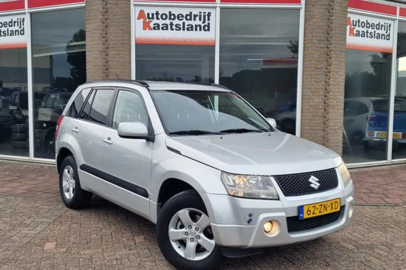 Suzuki Grand Vitara (2008)