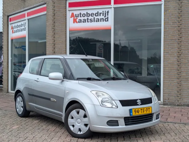 Suzuki Swift (2006) — foto 1