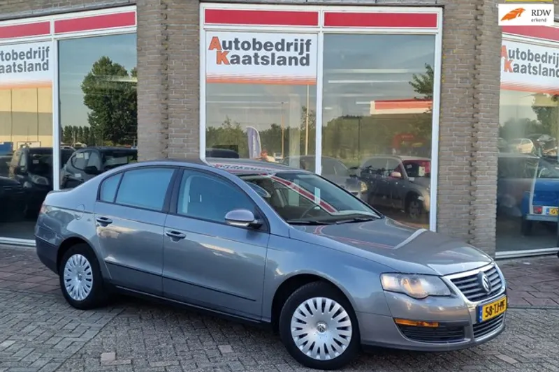 Volkswagen Passat (2006)