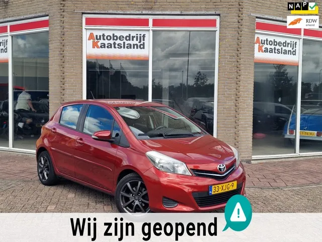 Toyota Yaris (2012) — foto 1
