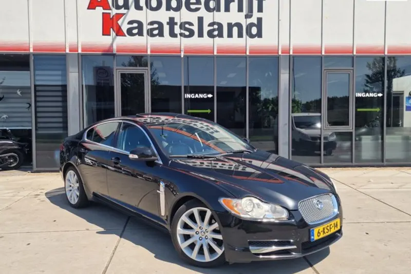 Jaguar XF (2008)