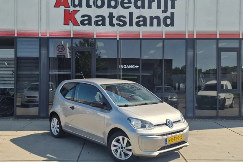 Volkswagen Up! (2015)