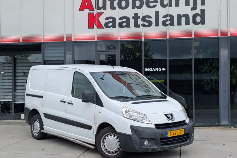 Peugeot Expert (2012)