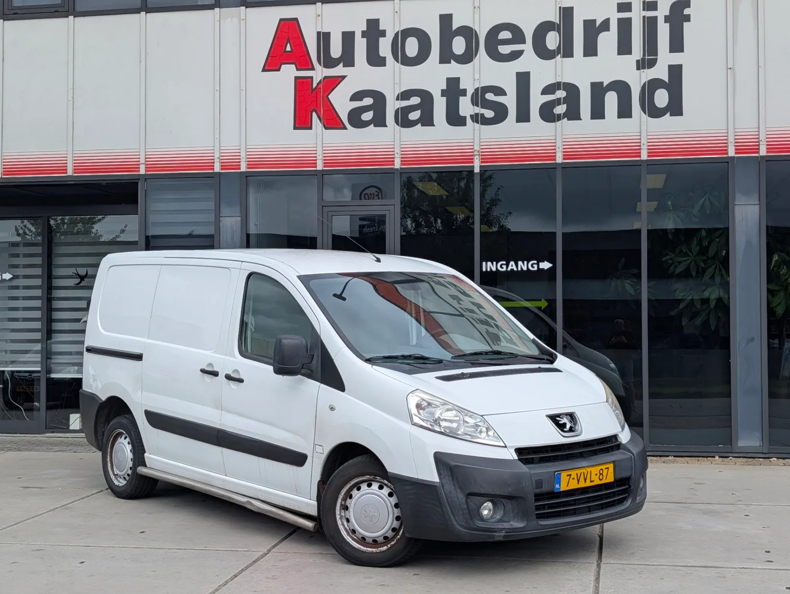Peugeot Expert (2012) — foto 1