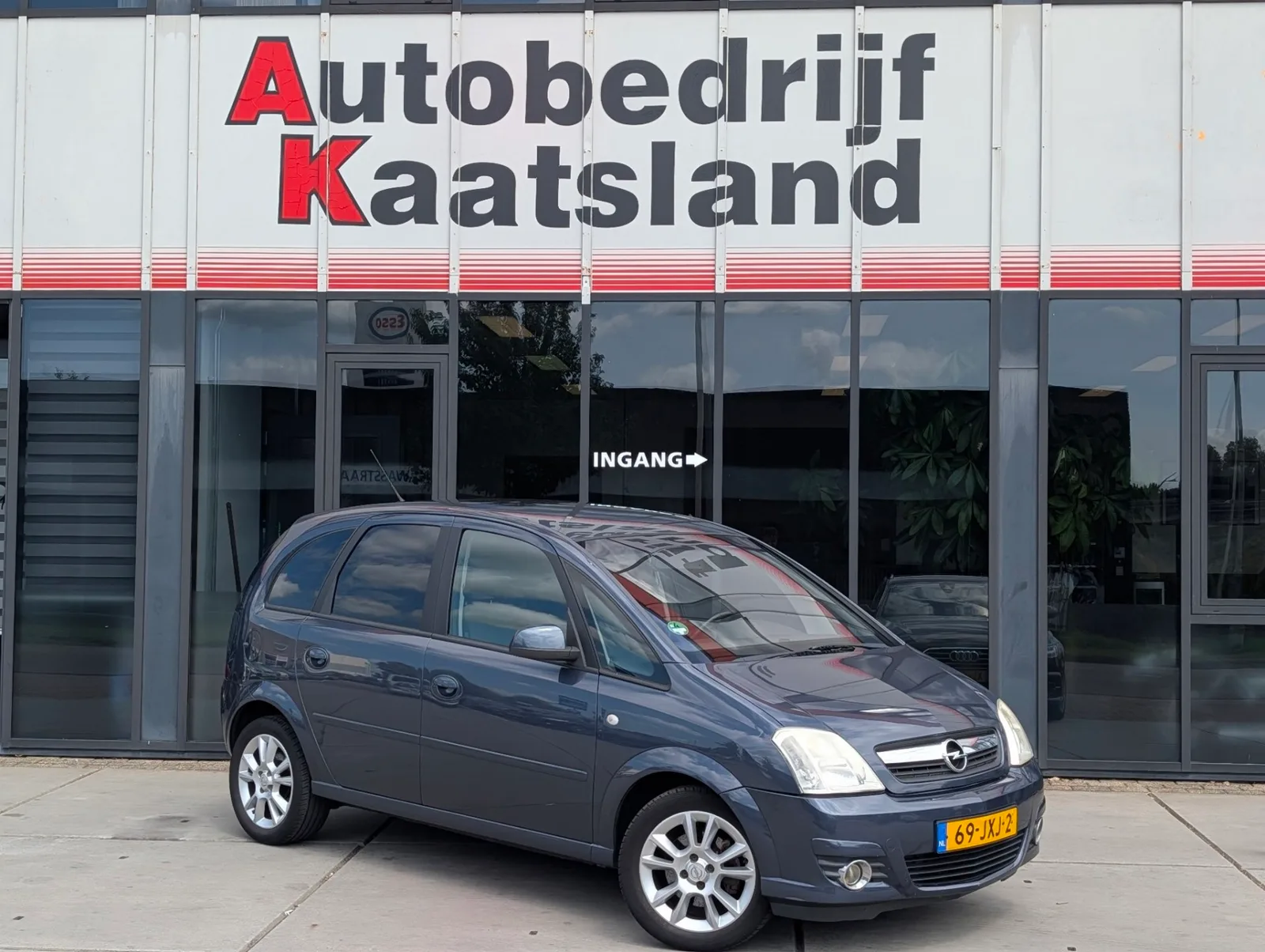 Opel Meriva (2009) — foto 1
