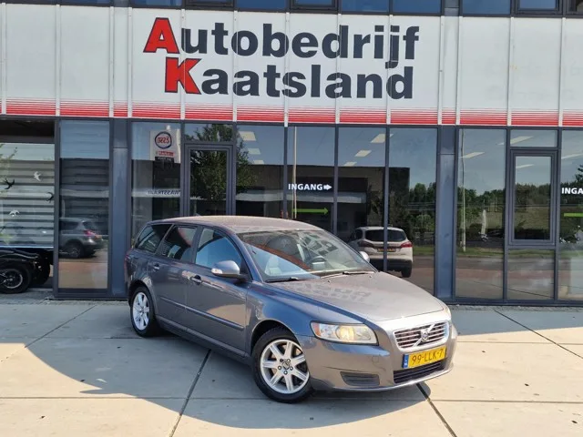 Volvo V50 (2010) — foto 1