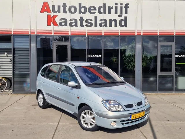Renault Scénic (2003) — foto 1