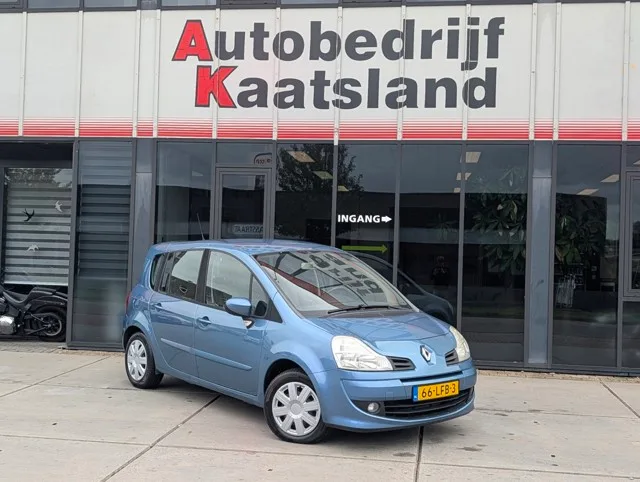 Renault Grand Modus (2010) — foto 1
