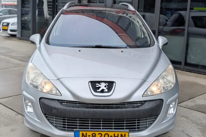 Peugeot 308 (2009)