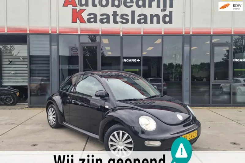 Volkswagen New Beetle (2001)