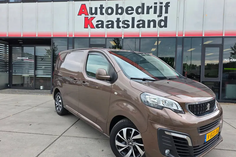 Peugeot Expert (2017)