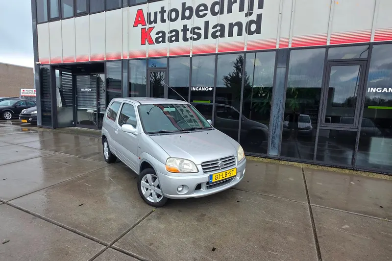 Suzuki Ignis (2002)
