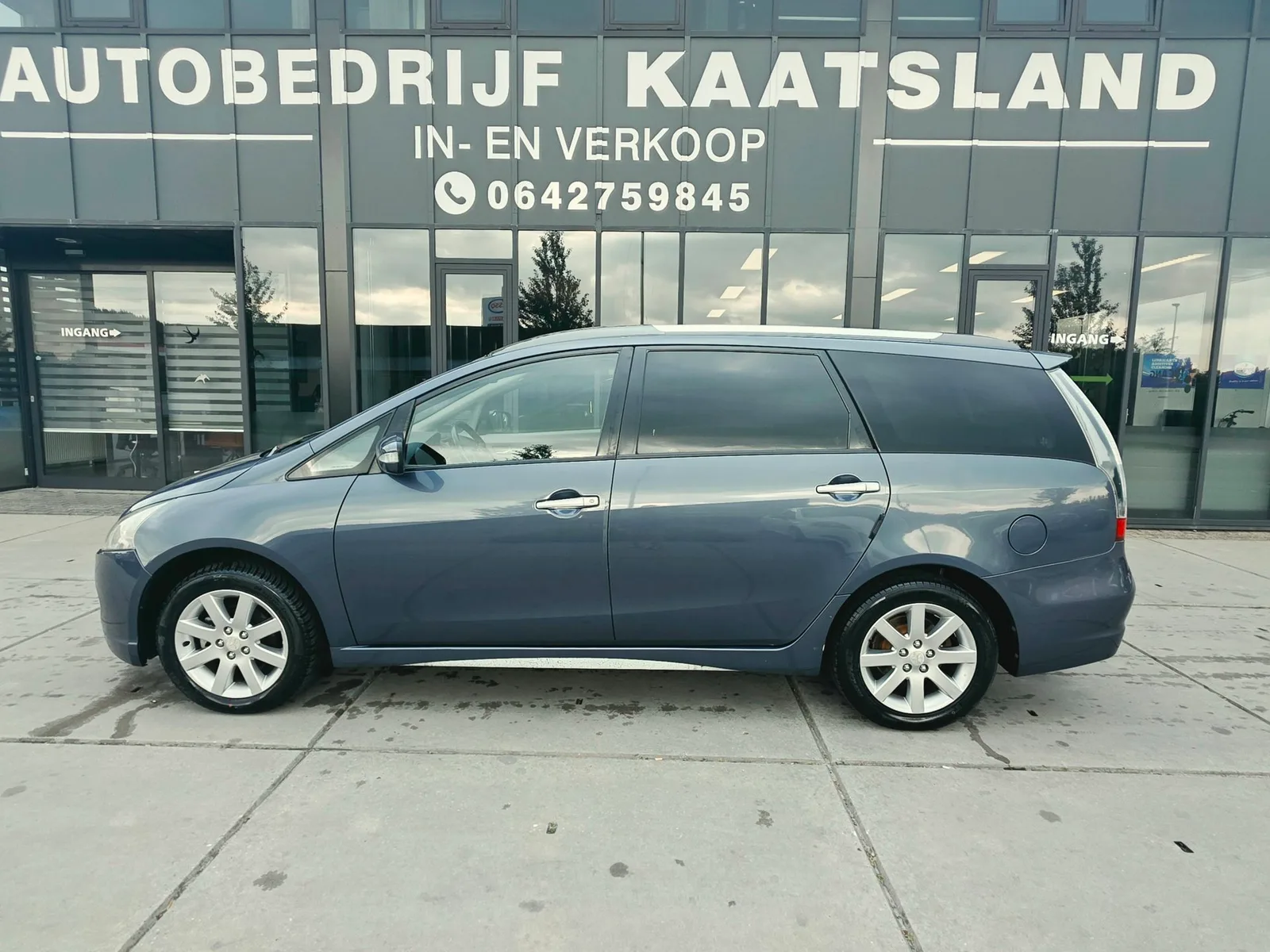 Mitsubishi Grandis (2006) — foto 1