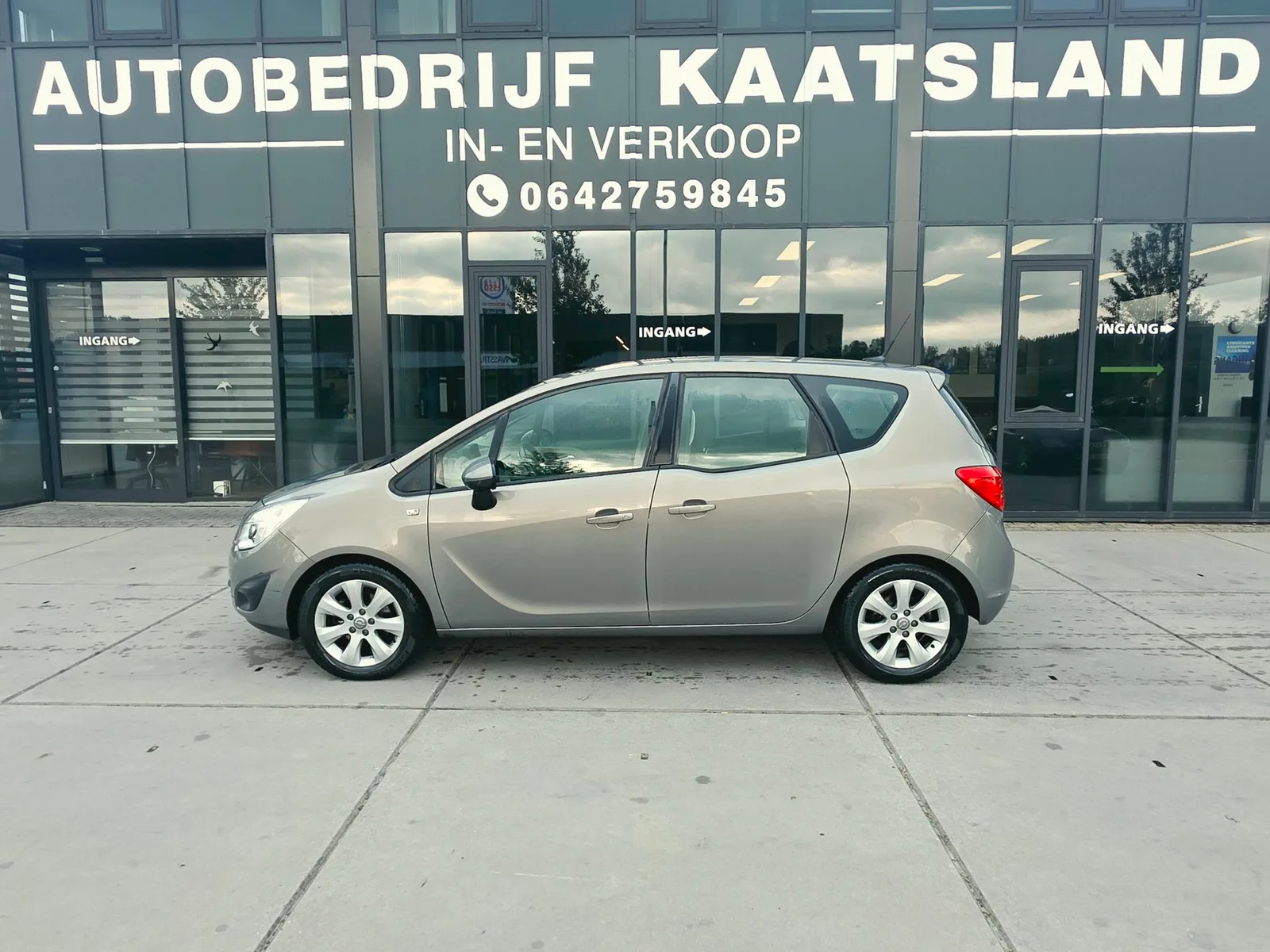 Opel Meriva (2011) — foto 1
