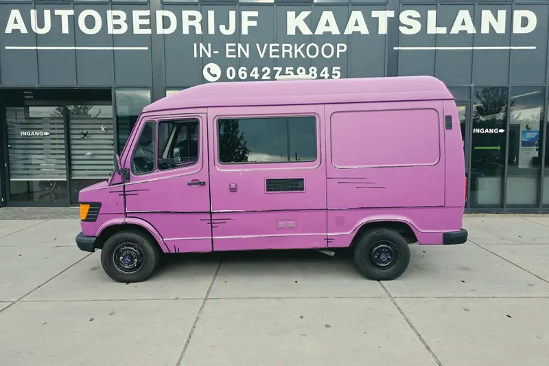 Mercedes-Benz T1 (1991)
