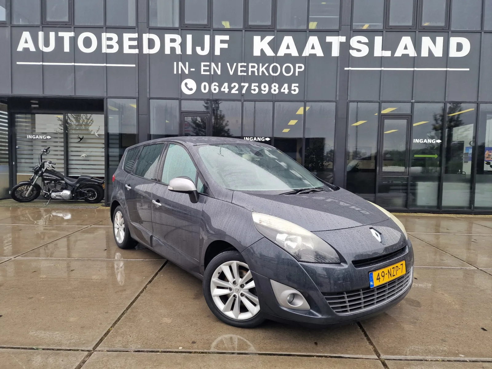 Renault Grand Scénic (2011) — foto 1