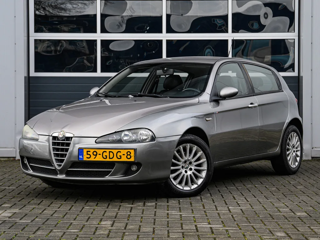 Alfa Romeo 147 (2008) — foto 1