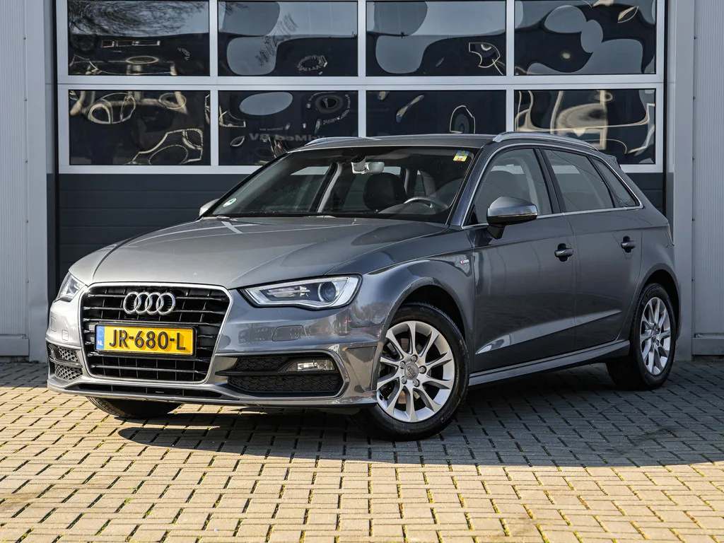 Audi A3 (2016) — foto 1
