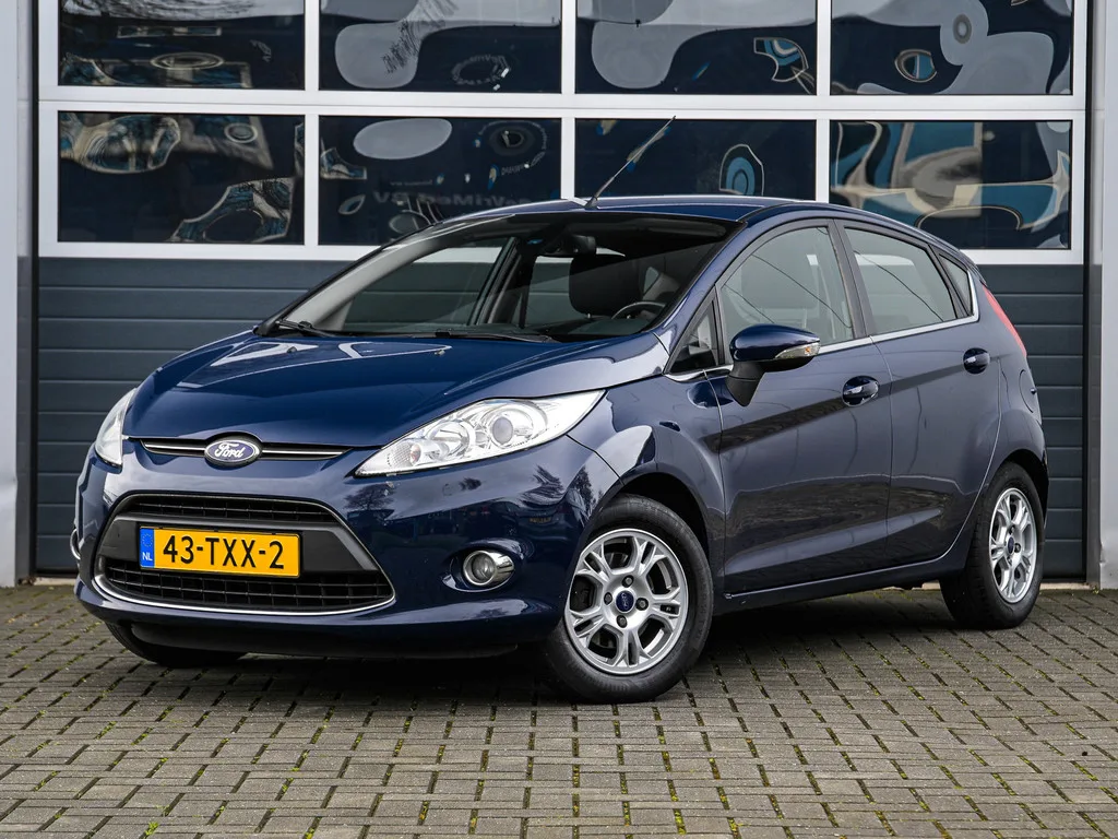 Ford Fiesta (2012) — foto 1