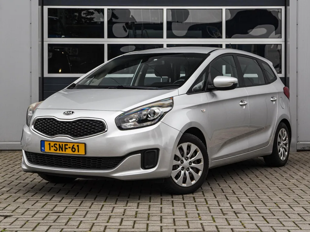 Kia Carens (1991) — foto 1