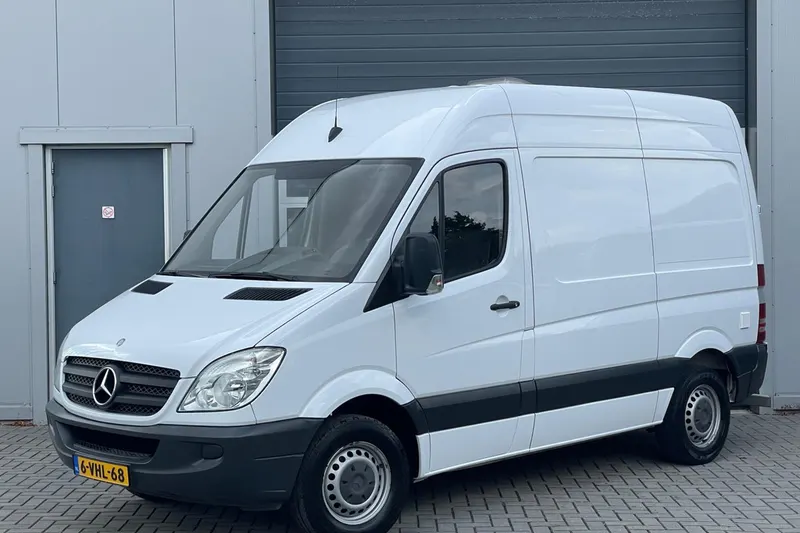 Mercedes-Benz Sprinter (2010)