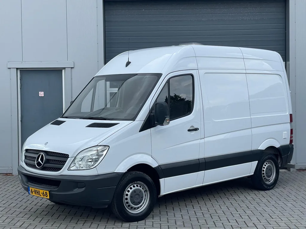 Mercedes-Benz Sprinter (2010) — foto 1