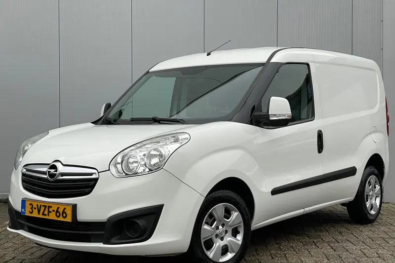 Opel Combo (2012)