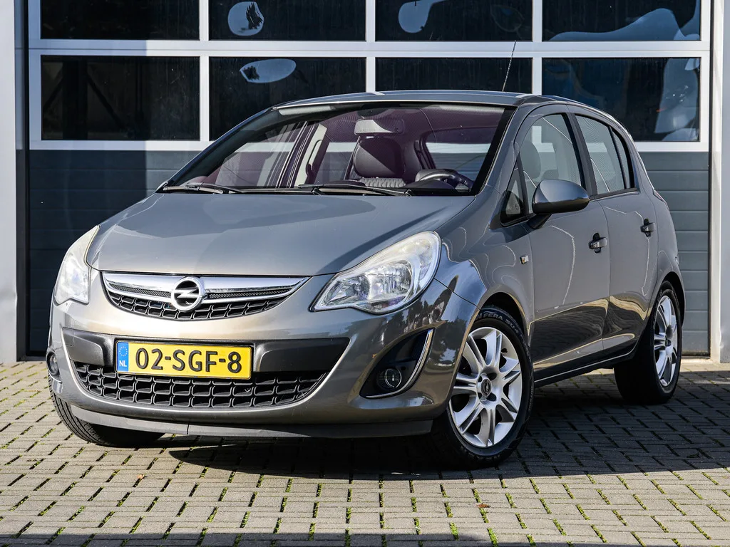 Opel Corsa (2011) — foto 1