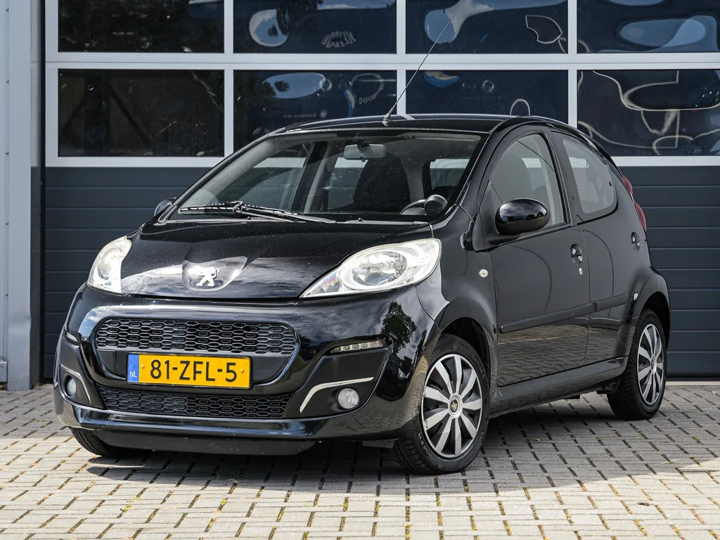 Peugeot 107 (2012) — foto 1