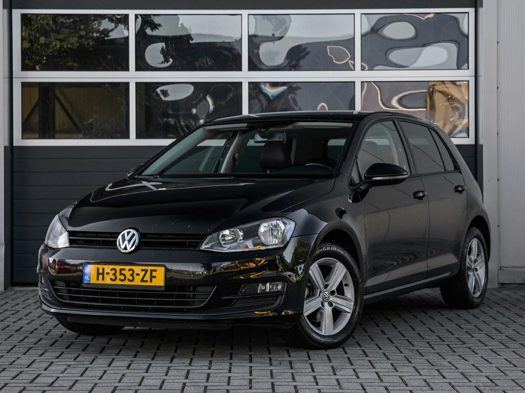 Volkswagen Golf (2013) — foto 1