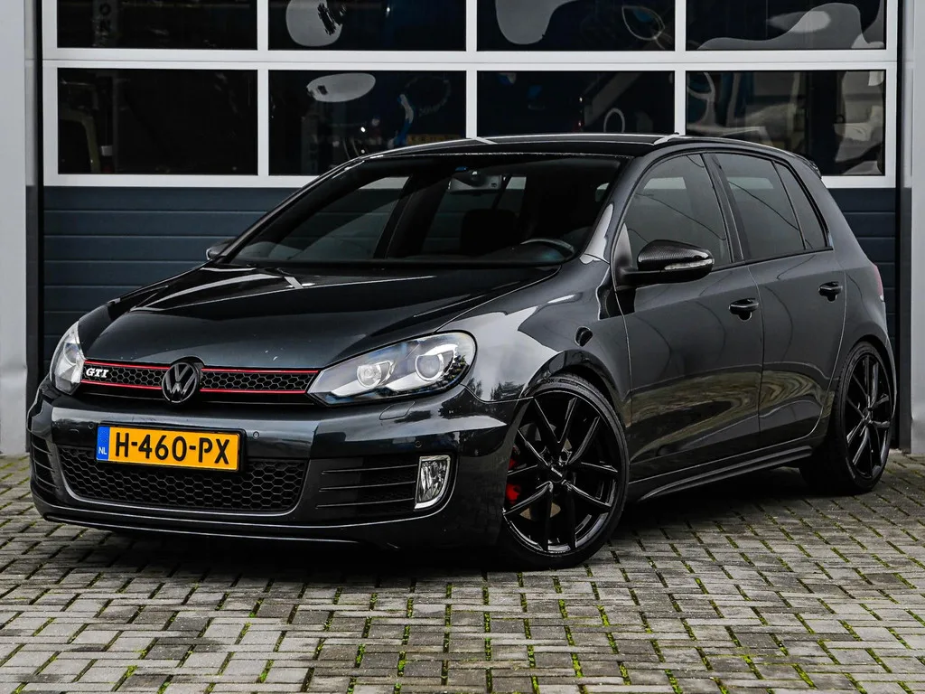 Volkswagen Golf (2011) — foto 1